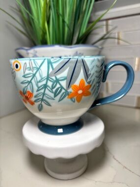 Grace Teaware Blue Flowers Floral Design Coffee/Tea Cup Mug Footed Ceramic 14 oz